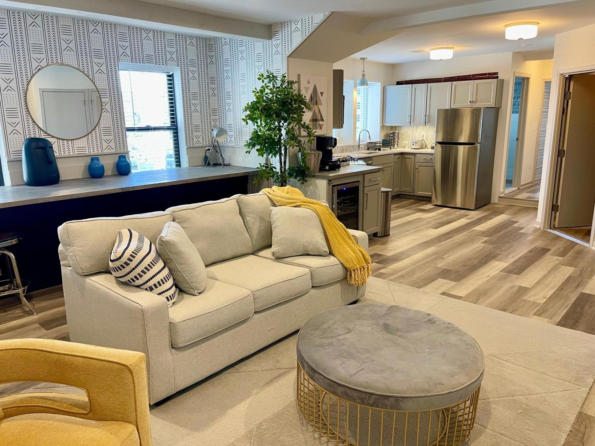 Modern Fully Renovated Suite & Loft In Downtown טרנטון מראה חיצוני תמונה