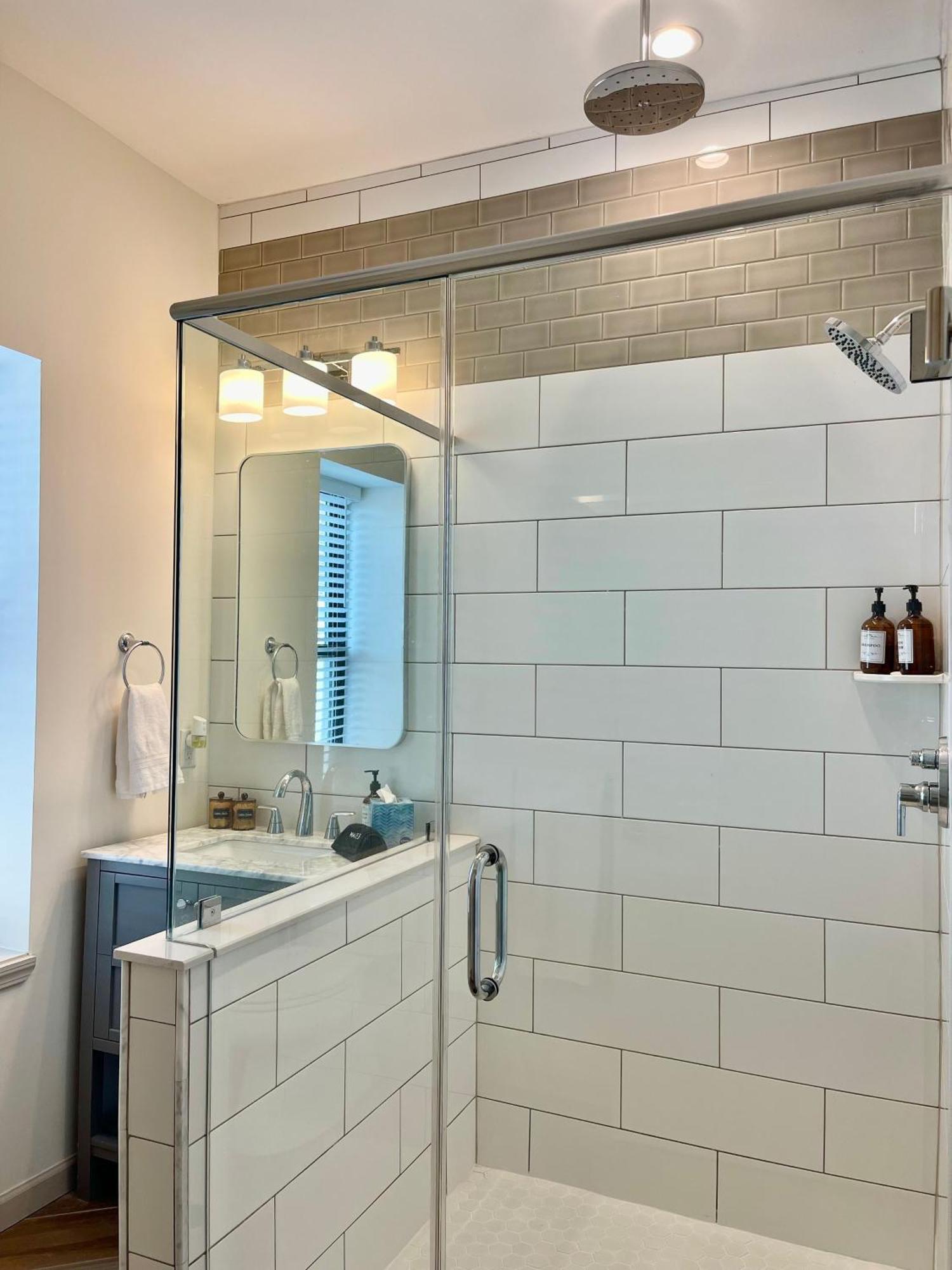 Modern Fully Renovated Suite & Loft In Downtown טרנטון מראה חיצוני תמונה